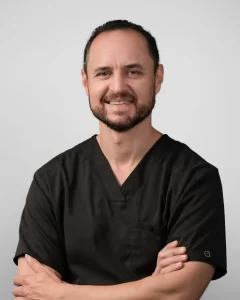 Dr. Rodrigo Schwartz